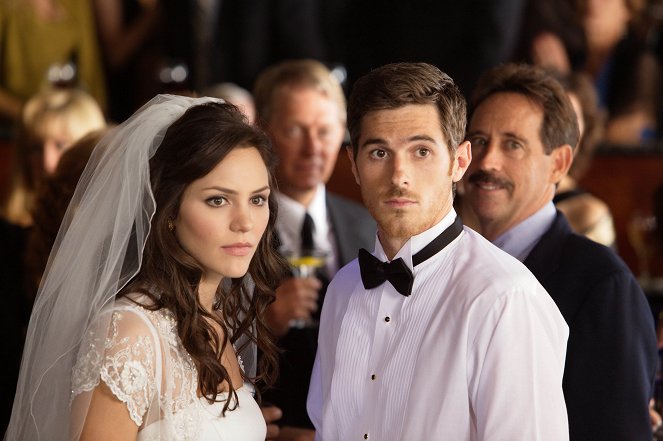 Líbat nevěstu zakázáno - Z filmu - Katharine McPhee, Dave Annable