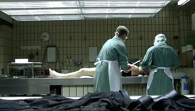 Ausgeschlachtet - Wenn Körperteile zum Marktartikel werden - Film