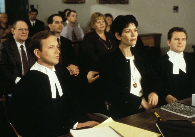At the End of the Day: The Sue Rodriguez Story - Film - Wendy Crewson