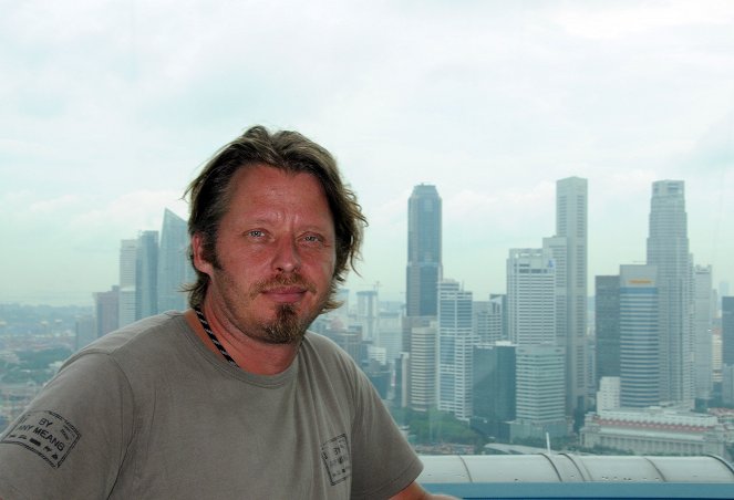 Charley Boorman: Ireland to Sydney by Any Means - Van film - Charley Boorman