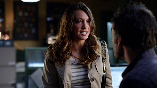 Arrow - Betrayal - Photos - Katie Cassidy