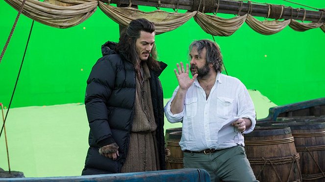 The Hobbit: The Desolation of Smaug - Van de set - Luke Evans, Peter Jackson