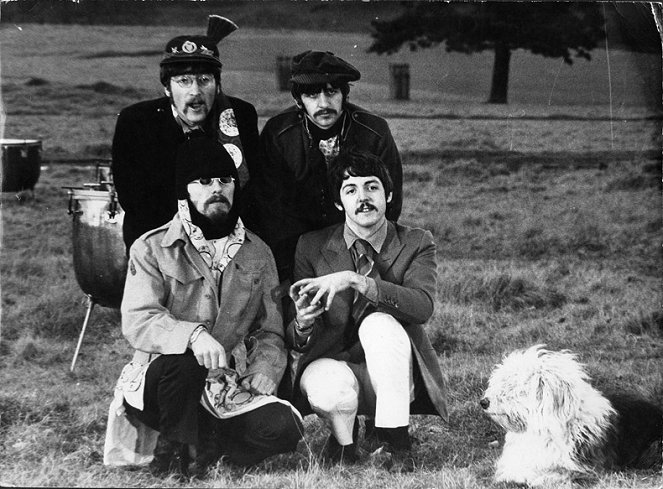 The Beatles: Strawberry Fields Forever - Filmfotos - The Beatles, John Lennon, George Harrison, Ringo Starr, Paul McCartney