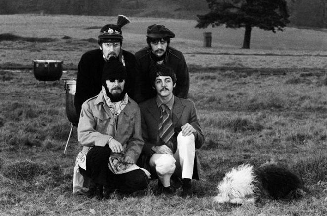 The Beatles: Strawberry Fields Forever - Filmfotos - The Beatles, John Lennon, George Harrison, Ringo Starr, Paul McCartney