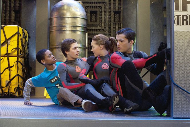 Szczury laboratoryjne - Z filmu - Tyrel Jackson Williams, William Brent, Kelli Berglund, Spencer Boldman