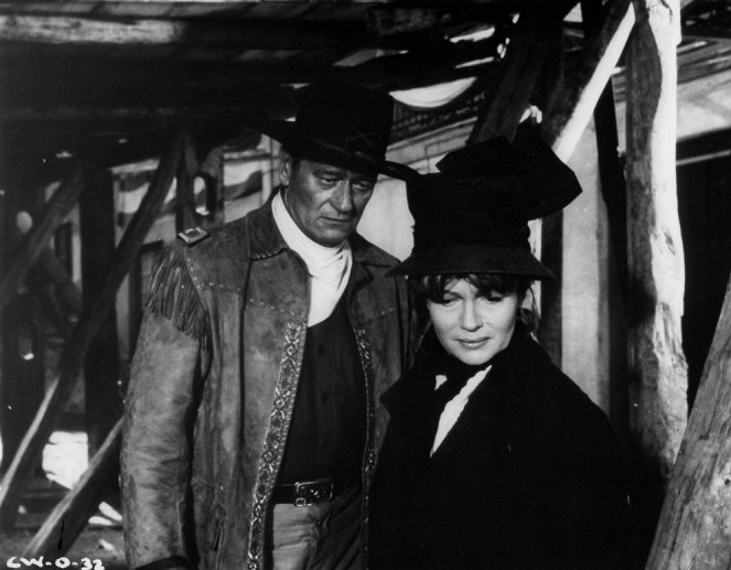 Areenan hurjapäät - Kuvat elokuvasta - John Wayne, Rita Hayworth