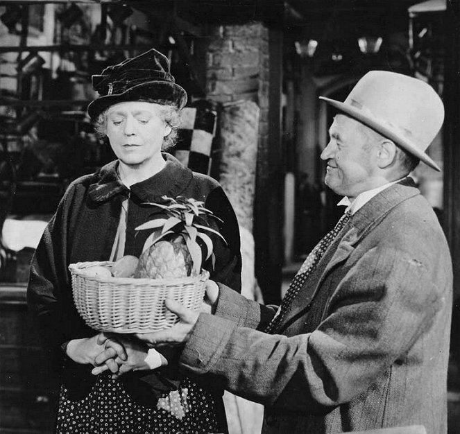 Un cor en perill - De la película - Ethel Barrymore, Barry Fitzgerald