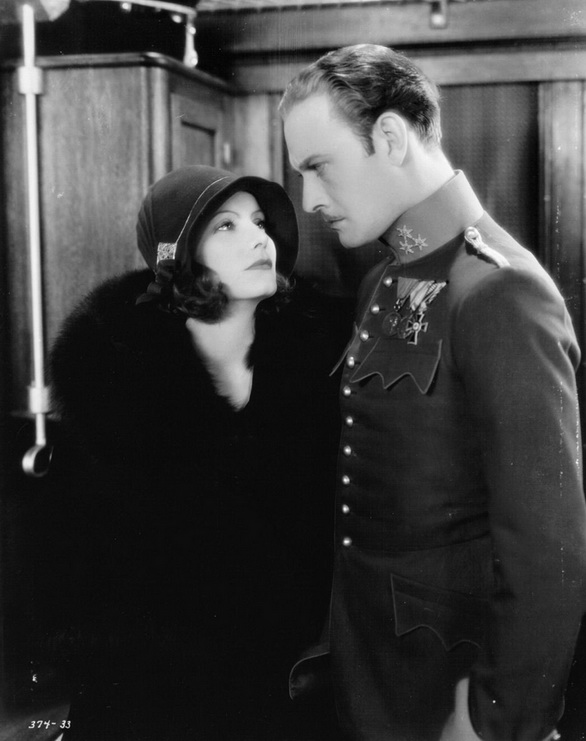 The Mysterious Lady - Do filme - Greta Garbo, Conrad Nagel