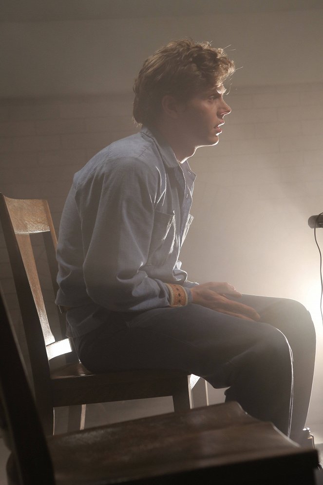 American Horror Story - Asylum - Film - Evan Peters