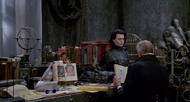 Edward aux mains d'argent - Film - Johnny Depp