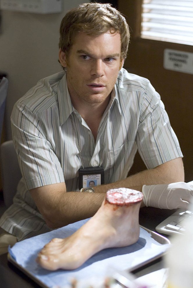 Dexter - Season 1 - Podajmy chłopcu dłoń - Z filmu - Michael C. Hall