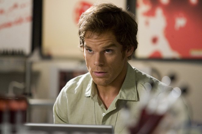 Dexter - Série 2 - Dex, lži a video - Z filmu - Michael C. Hall