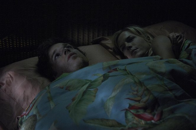 Dexter - Ruumis kateissa - Kuvat elokuvasta - Michael C. Hall, Julie Benz