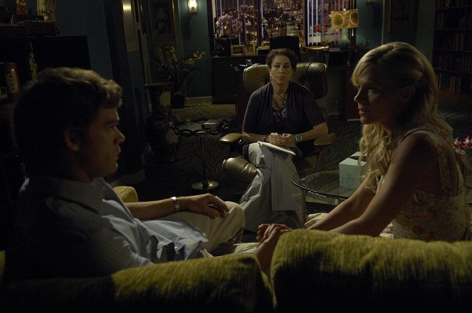 Dexter - Familienväter - Filmfotos - Michael C. Hall, Roma Maffia, Julie Benz