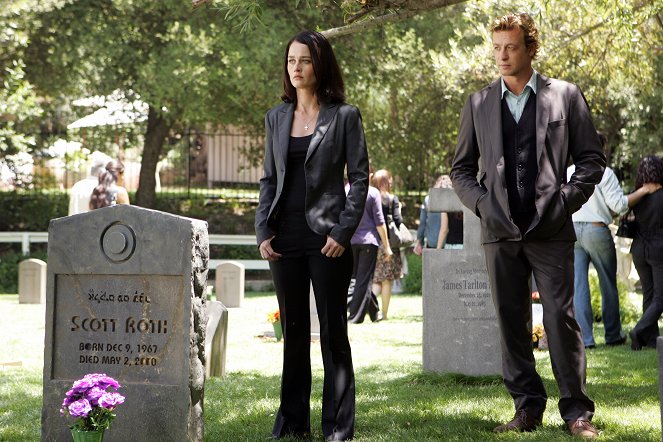The Mentalist - Red Hair and Silver Tape - Photos - Robin Tunney, Simon Baker