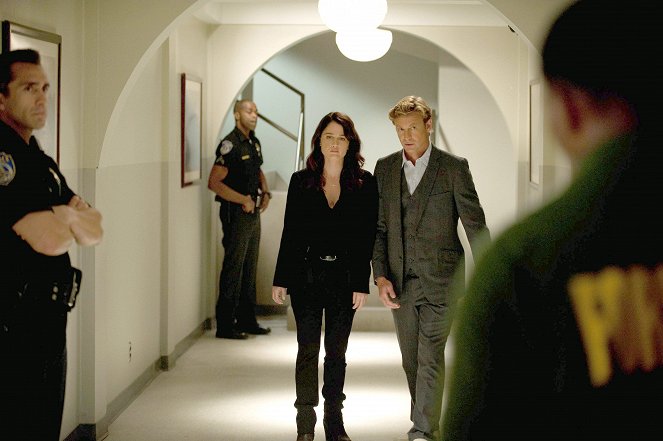The Mentalist - Not One Red Cent - Photos - Robin Tunney, Simon Baker