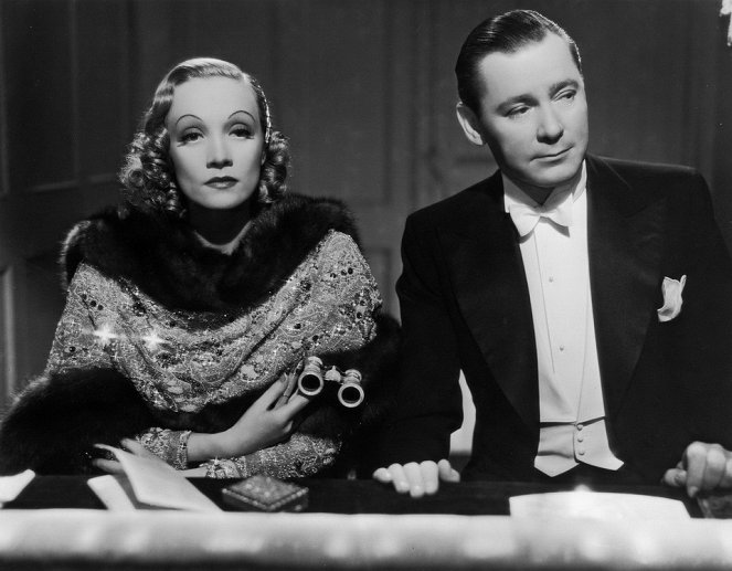 Angel - Do filme - Marlene Dietrich, Herbert Marshall