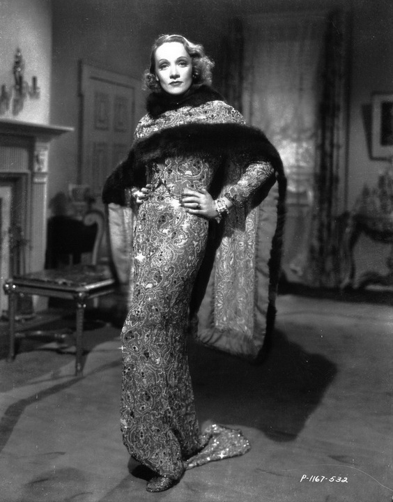 Engel - Werbefoto - Marlene Dietrich