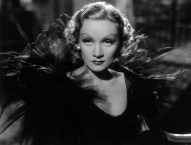 Varastettu paratiisi - Promokuvat - Marlene Dietrich