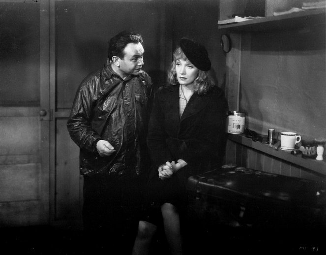 Herzen in Flammen - Filmfotos - Edward G. Robinson, Marlene Dietrich