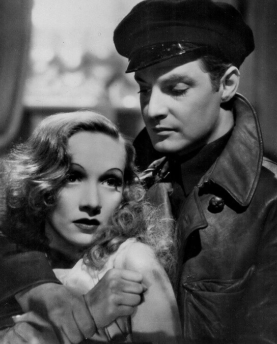 Knight Without Armour - Z filmu - Marlene Dietrich, Robert Donat