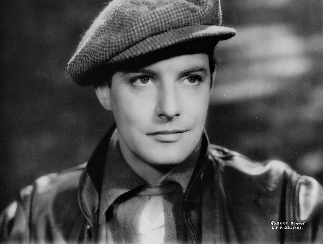 Knight Without Armour - Promo - Robert Donat