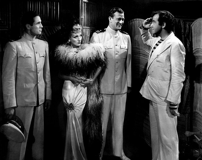 Das Haus der sieben Sünden - Filmfotos - Marlene Dietrich, John Wayne, Broderick Crawford
