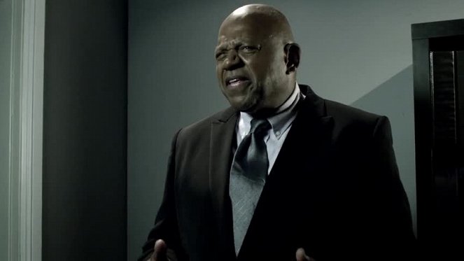 Android Cop - Do filme - Charles S. Dutton