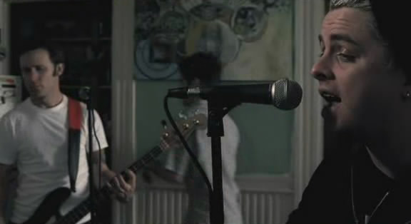 Green Day - Warning - Z filmu - Mike Dirnt, Billie Joe Armstrong