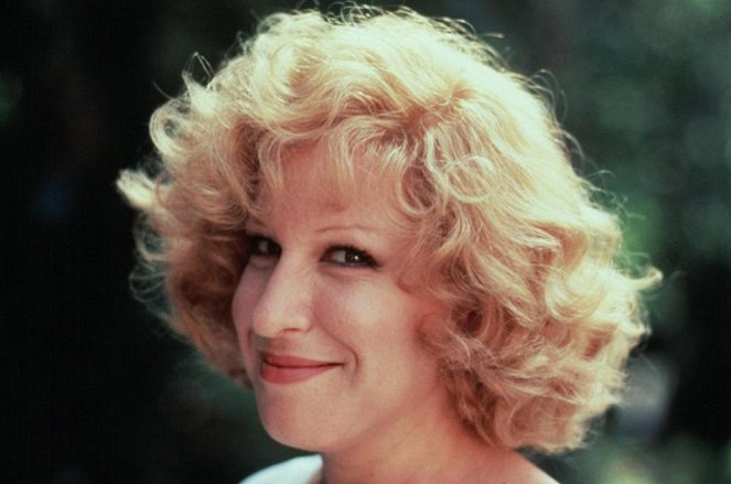 Down and Out in Beverly Hills - Promo - Bette Midler