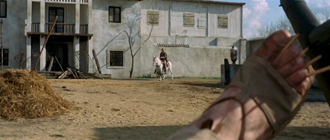 C'è Sartana... vendi la pistola e comprati la bara - Van film