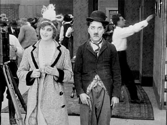 A Film Johnnie - Filmfotók - Charlie Chaplin