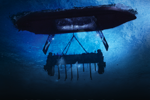 Projekt Azorian: vyzdvižení ponorky K-129 - Z filmu