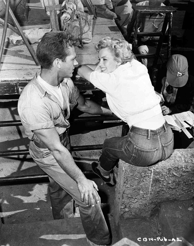 Le Démon s'éveille la nuit - Tournage - Keith Andes, Marilyn Monroe