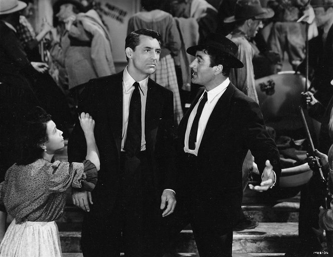 Kryzys - Z filmu - Cary Grant, Gilbert Roland