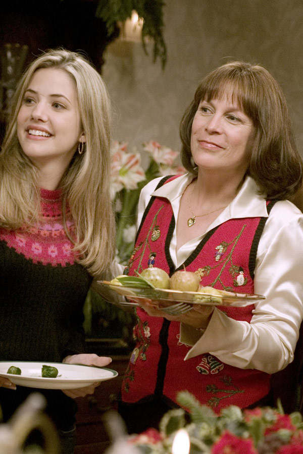 Christmas with the Kranks - Photos - Julie Gonzalo, Jamie Lee Curtis