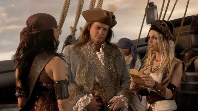 Pirates II: Stagnetti's Revenge - De la película - Evan Stone, Jesse Jane