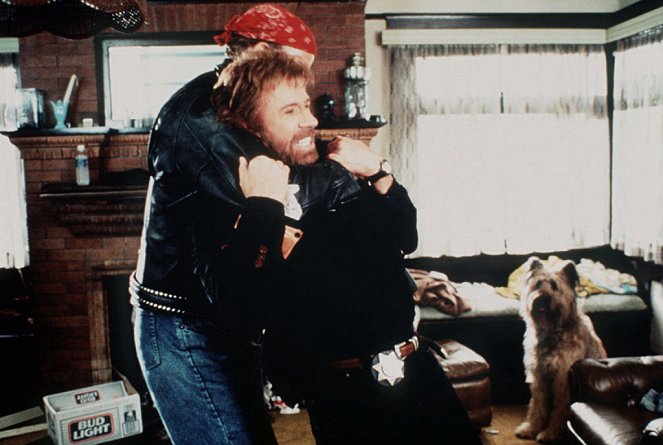 Top Dog, el perro sargento - De la película - Chuck Norris