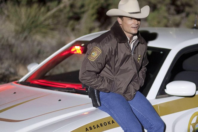 Longmire - An Incredibly Beautiful Thing - Photos - Bailey Chase