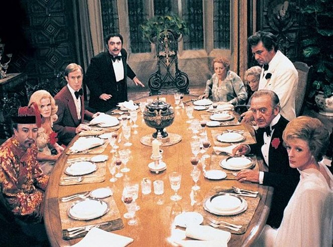 Murder by Death - Photos - Peter Sellers, Eileen Brennan, James Cromwell, James Coco, Elsa Lanchester, Estelle Winwood, Peter Falk, David Niven, Maggie Smith