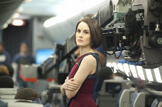 Non-Stop - Making of - Michelle Dockery
