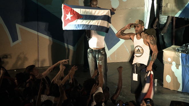 Viva Cuba Libre: Rap is War - Van film