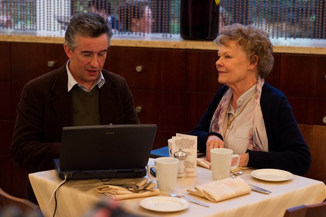 Philomena - Határtalan szeretet - Filmfotók - Steve Coogan, Judi Dench