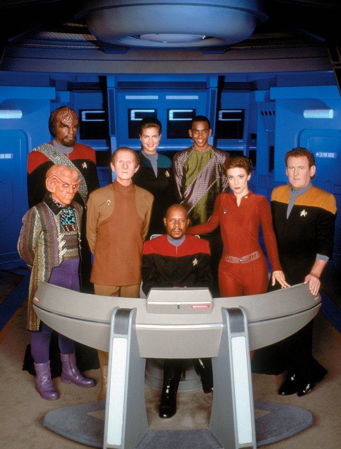 Star Trek: Deep Space Nine - Season 4 - Promóció fotók - Armin Shimerman, Michael Dorn, Rene Auberjonois, Terry Farrell, Avery Brooks, Cirroc Lofton, Nana Visitor, Colm Meaney