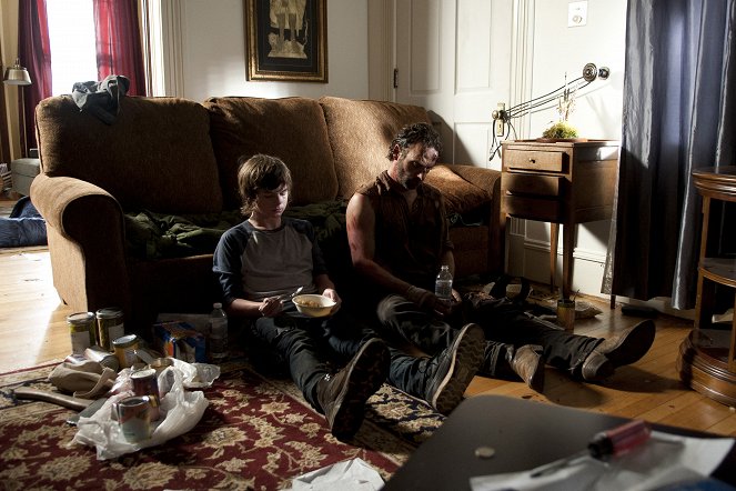 The Walking Dead - After - Photos - Chandler Riggs, Andrew Lincoln