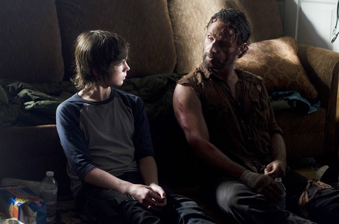 The Walking Dead - After - Photos - Chandler Riggs, Andrew Lincoln