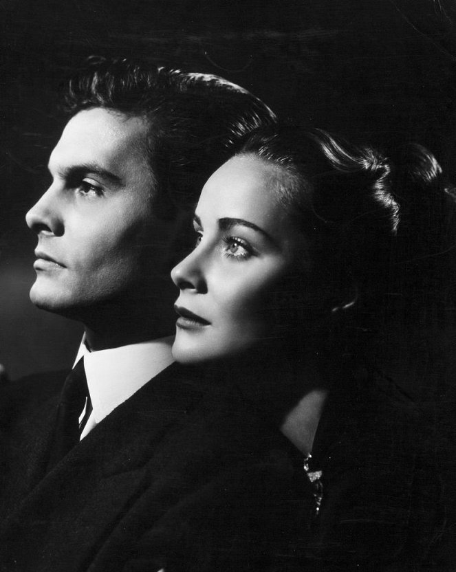 El proceso Paradine - Promoción - Louis Jourdan, Alida Valli