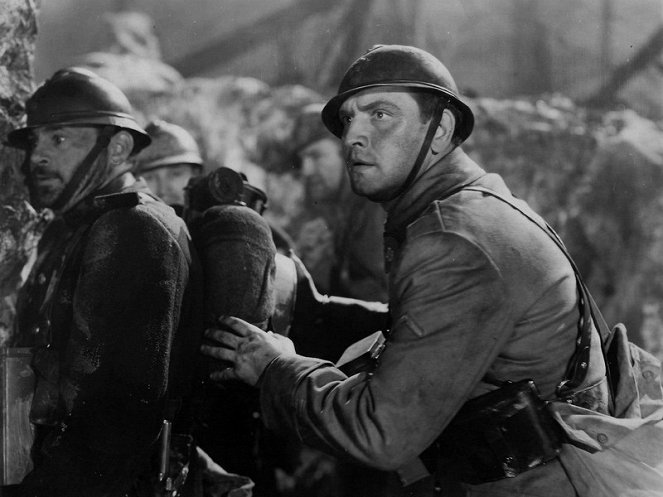 The Road to Glory - Filmfotos - Fredric March