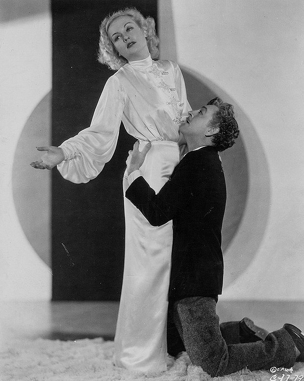 Dvacáté století - Promo - Carole Lombard, John Barrymore