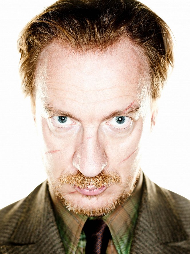 Harry Potter and the Deathly Hallows: Part 1 - Promo - David Thewlis